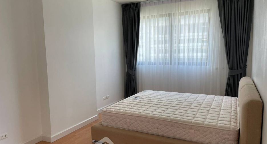 Wohnung zur Miete mit 1 Zimmer in Huai Khwang, Bangkok