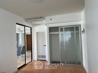 Wohnung zur Miete mit 1 Zimmer in Huai Khwang, Bangkok