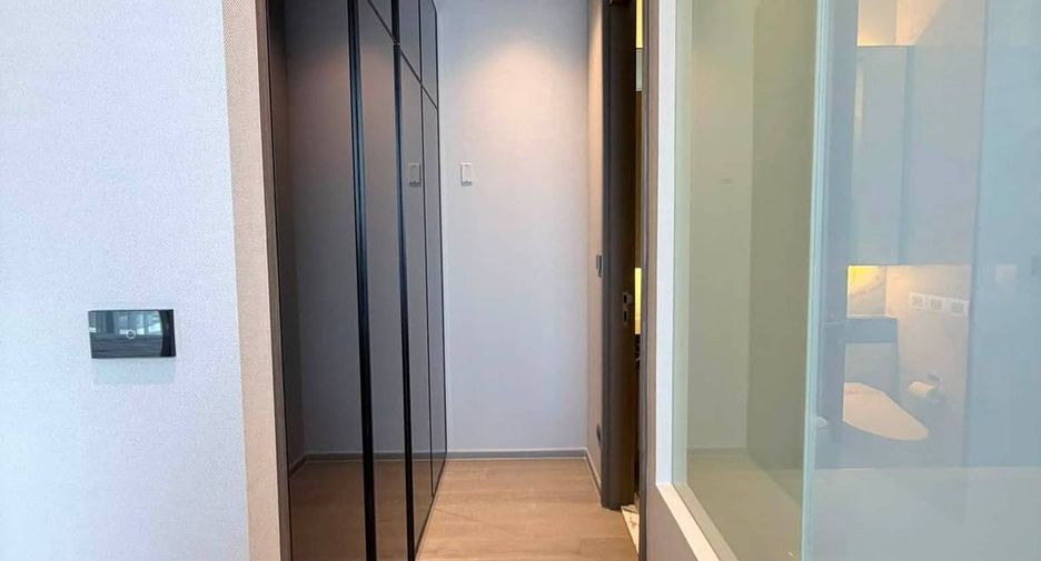 Condo en alquiler de 1 habitaciones en Khlong Toei, Bangkok