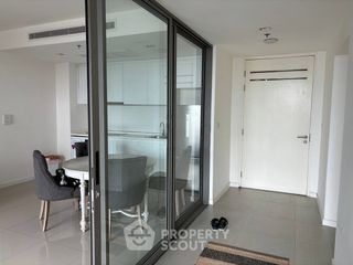 À vendre 2 chambres condo à Yan Nawa, Bangkok