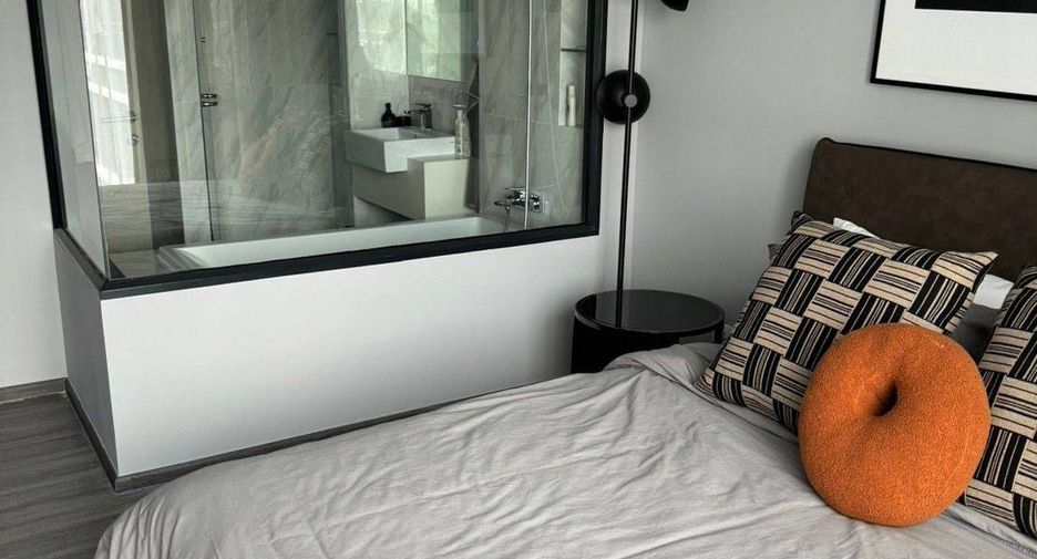 For rent 1 bed condo in Khlong Toei, Bangkok