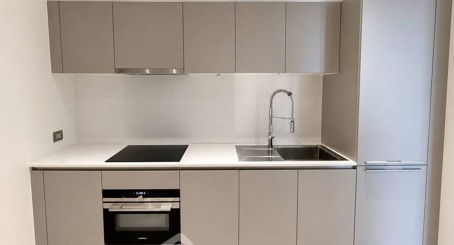 For rent そして for sale 2 ベッドルーム condo in Khlong San, Bangkok