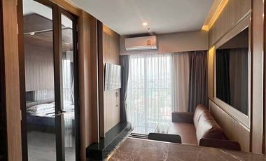 Wohnung zum Kauf mit 1 Zimmer in Bang Phlat, Bangkok