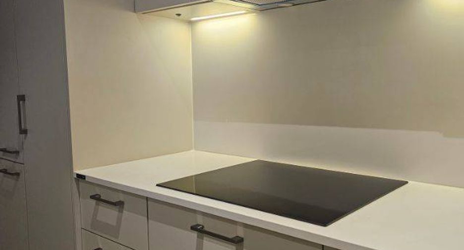 For sale 1 bed condo in Watthana, Bangkok