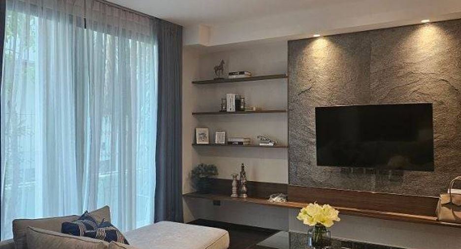 For sale 1 bed condo in Watthana, Bangkok