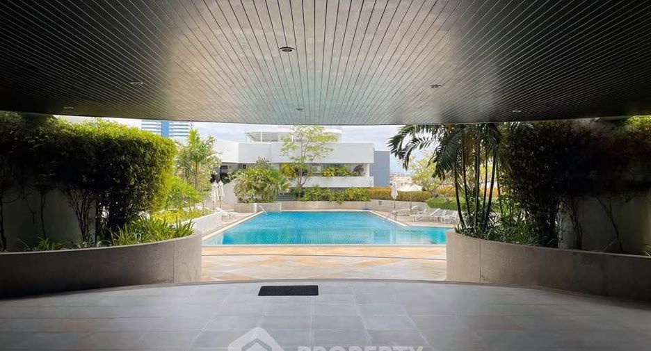 Condo en venta de 2 habitaciones en Bang Na, Bangkok