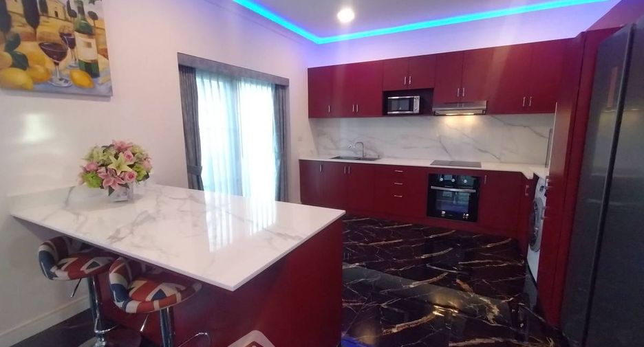 Продажа 4 спальни вилла в Банг Ламунг, Чонбури