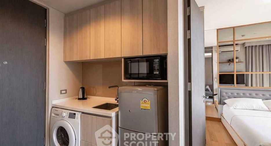 For sale 1 Beds condo in Khlong Toei, Bangkok