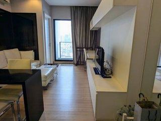 For sale 1 Beds condo in Khlong San, Bangkok