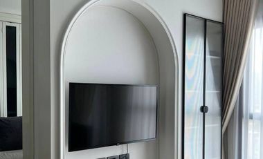 For sale 1 bed condo in Khlong Toei, Bangkok