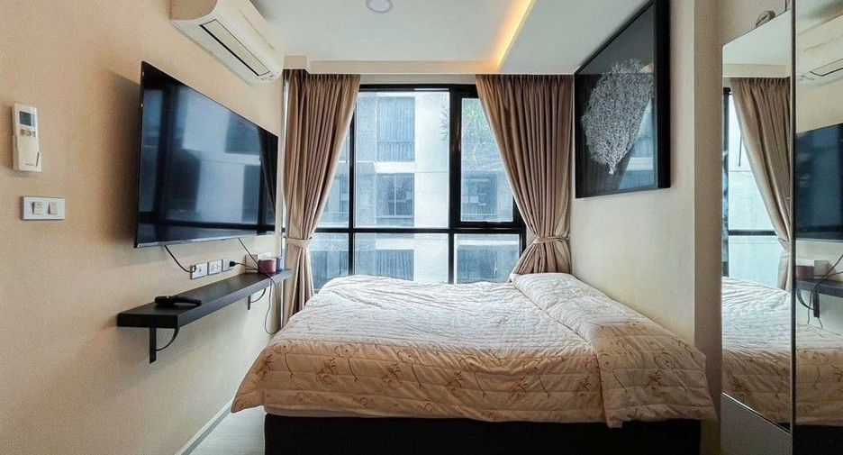 For sale 1 bed condo in Khlong Toei, Bangkok