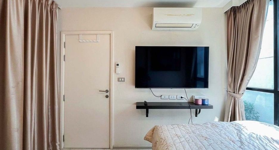For sale 1 bed condo in Khlong Toei, Bangkok