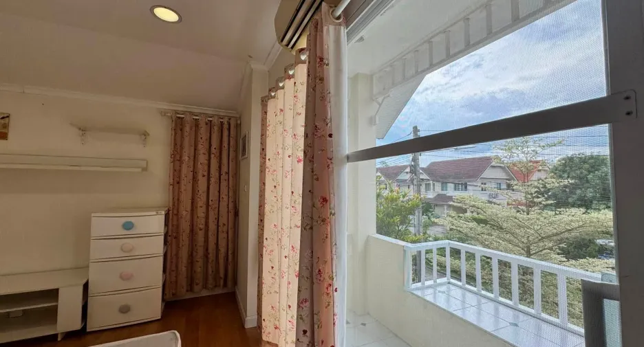 出租 3 卧室 独立屋 在 San Sai, Chiang Mai