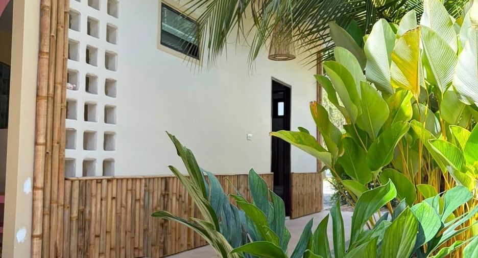For sale 11 bedrooms hotel in Ko Lanta, Krabi