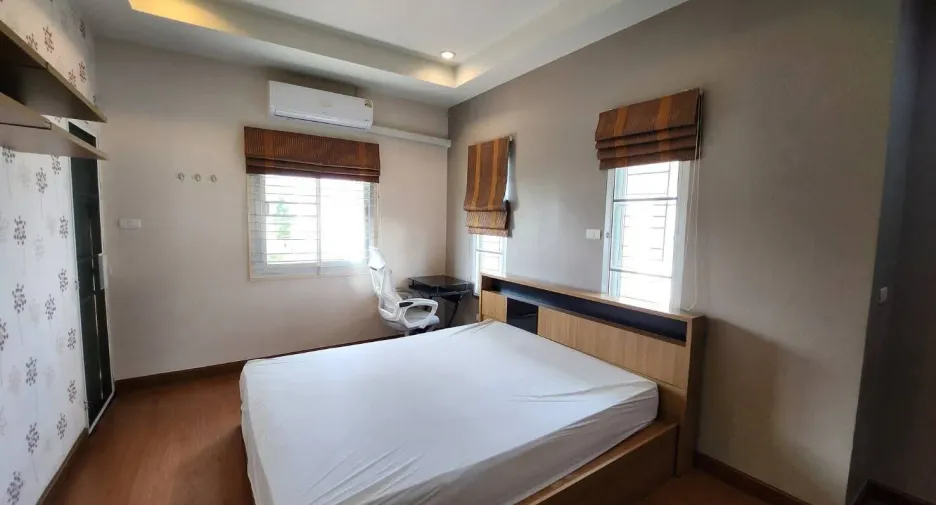 出租 3 卧室 独立屋 在 San Sai, Chiang Mai