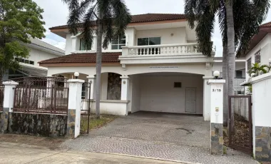 For sale 4 bedrooms house in Sai Mai, Bangkok