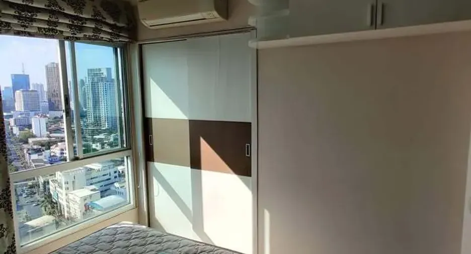 À louer 1 chambre condo à Khlong Toei, Bangkok