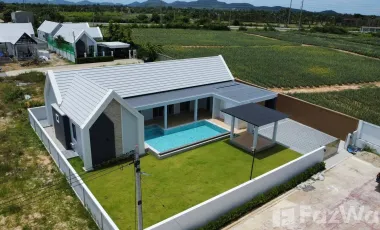 À louer 4 chambres villa à Hua Hin, Prachuap Khiri Khan