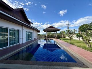 À louer 3 chambres villa à Hua Hin, Prachuap Khiri Khan