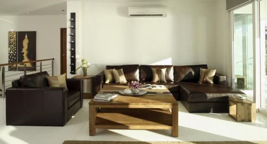 À vendre 4 chambres condo 