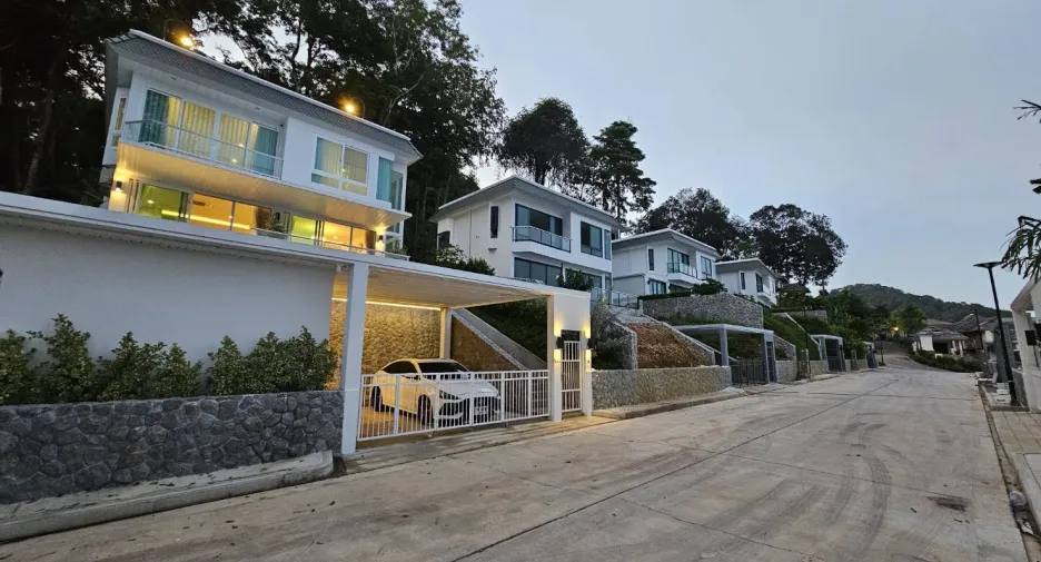出租 3 卧室 别墅 在 塔朗, 普吉