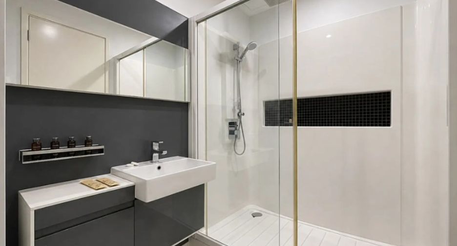 For rent 2 bedrooms condo in Phra Khanong, Bangkok