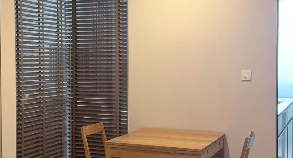 Condo en alquiler de 1 habitaciones en Bang Rak, Bangkok