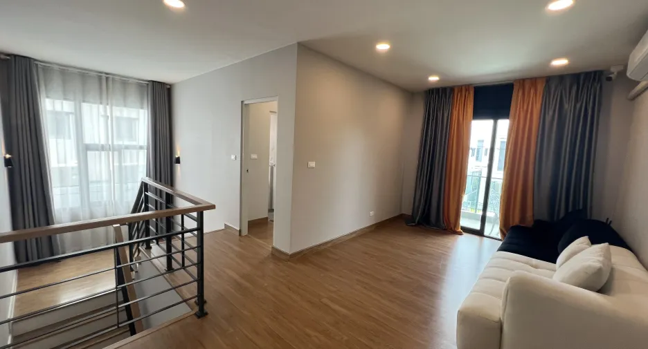 Casa en venta de 4 habitaciones en Lat Krabang, Bangkok