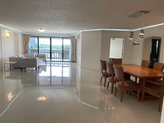 For rent 3 bedrooms apartment in Pathum Wan, Bangkok