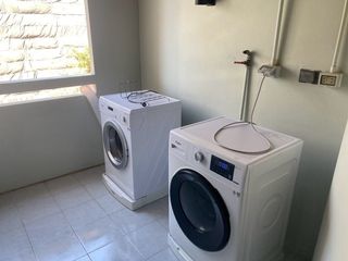 For rent 3 bedrooms apartment in Pathum Wan, Bangkok