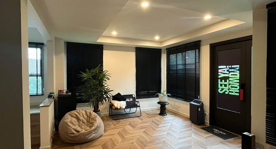 Haus zur Miete mit 5 Zimmer in Khan Na Yao, Bangkok
