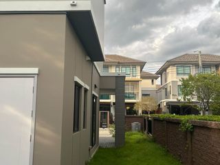 Haus zur Miete mit 5 Zimmer in Khan Na Yao, Bangkok