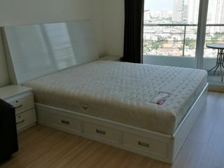 Condo en alquiler de estudio en Khlong San, Bangkok