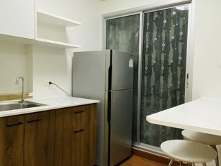 À louer 1 chambre condo à Yan Nawa, Bangkok