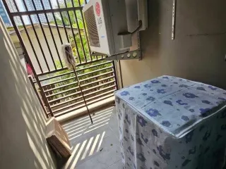 À louer 1 chambre condo à Khlong San, Bangkok