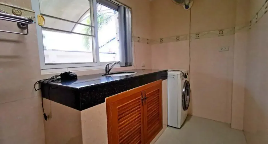 Casa en venta de 2 habitaciones en Bang Lamung, Chonburi