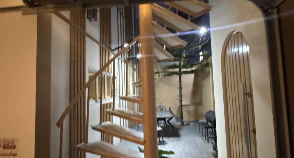 For rent 4 bedrooms villa in Bang Lamung, Chonburi