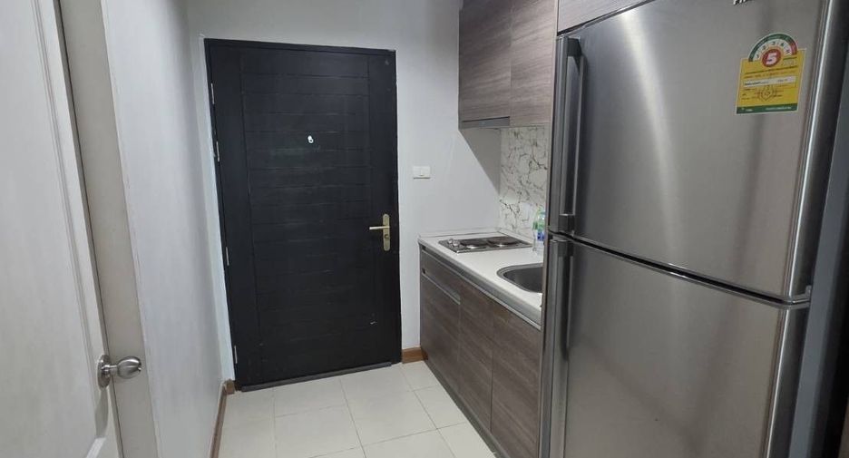 À louer 1 chambre condo à Huai Khwang, Bangkok