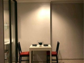 Wohnung zum Kauf mit 2 Zimmer in Huai Khwang, Bangkok