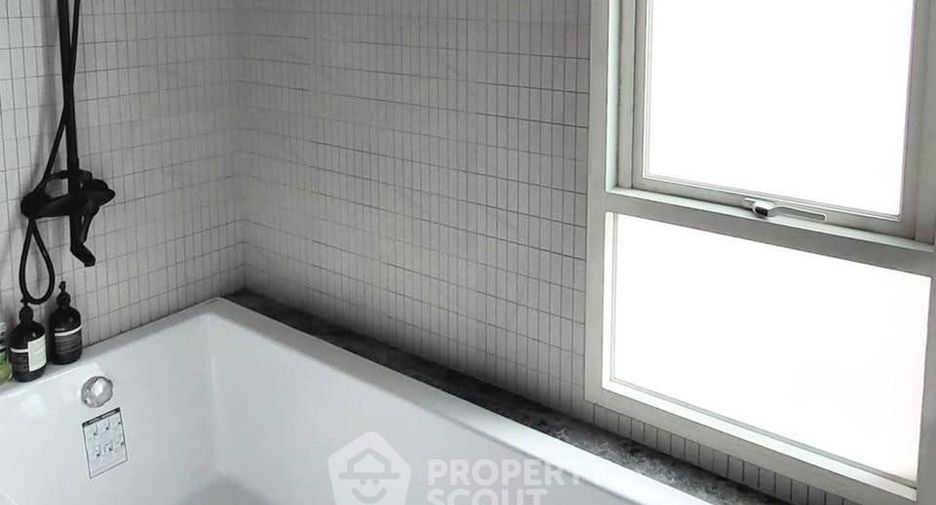 Condo en venta de 2 habitaciones en Pathum Wan, Bangkok
