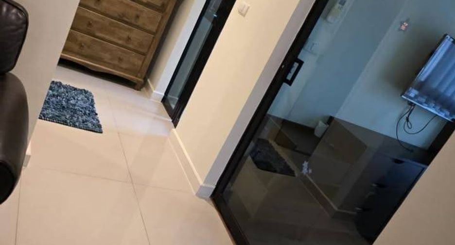 For sale 3 bedrooms condo in Khlong Toei, Bangkok