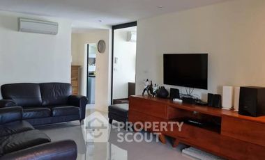 For sale 3 bedrooms condo in Khlong Toei, Bangkok