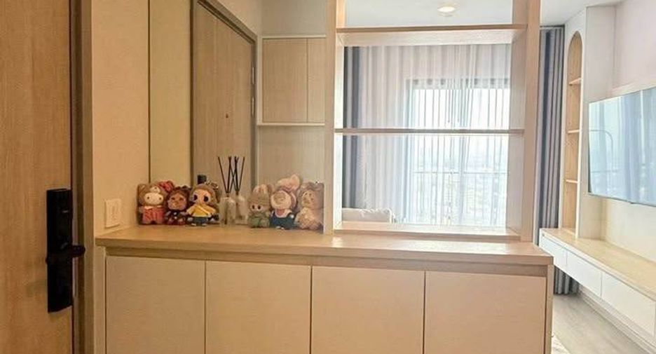 For sale 2 ベッドルーム condo in Phra Khanong, Bangkok