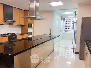 Wohnung zum Kauf mit 3 Zimmer in Watthana, Bangkok