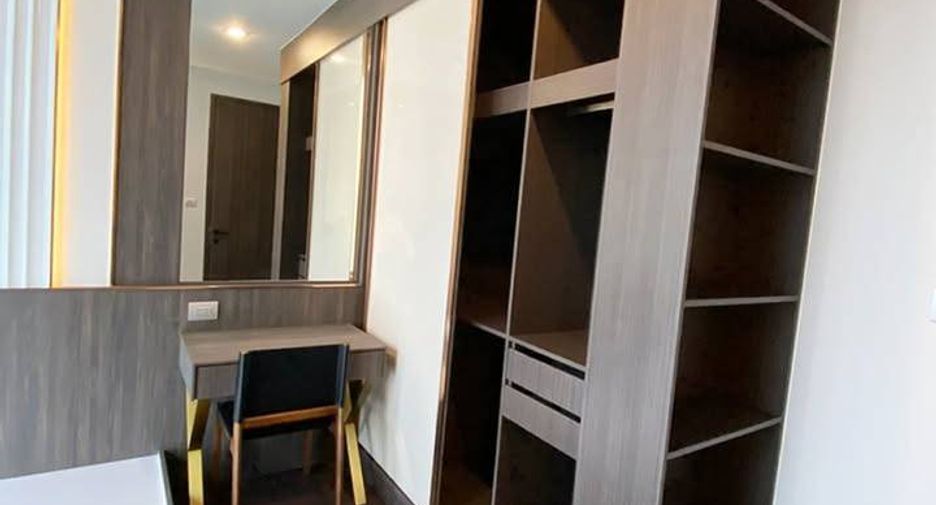 For sale 1 bed condo in Khlong Toei, Bangkok
