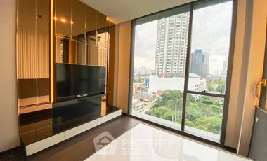 For sale 1 bed condo in Khlong Toei, Bangkok