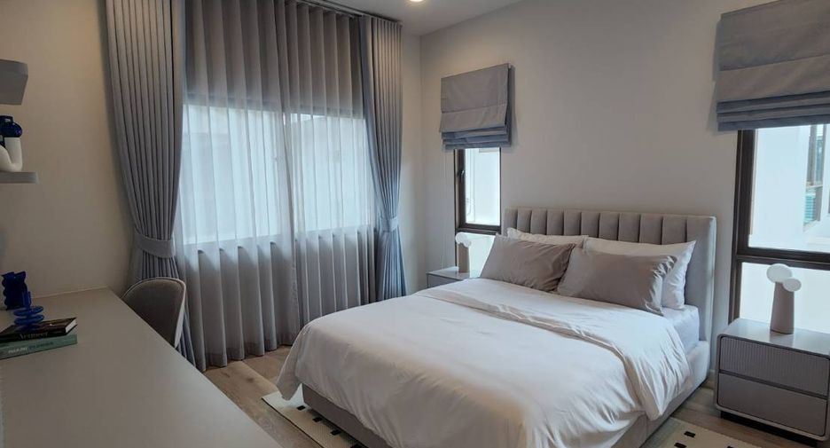 Haus zur Miete mit 4 Zimmer in Bang Kapi, Bangkok