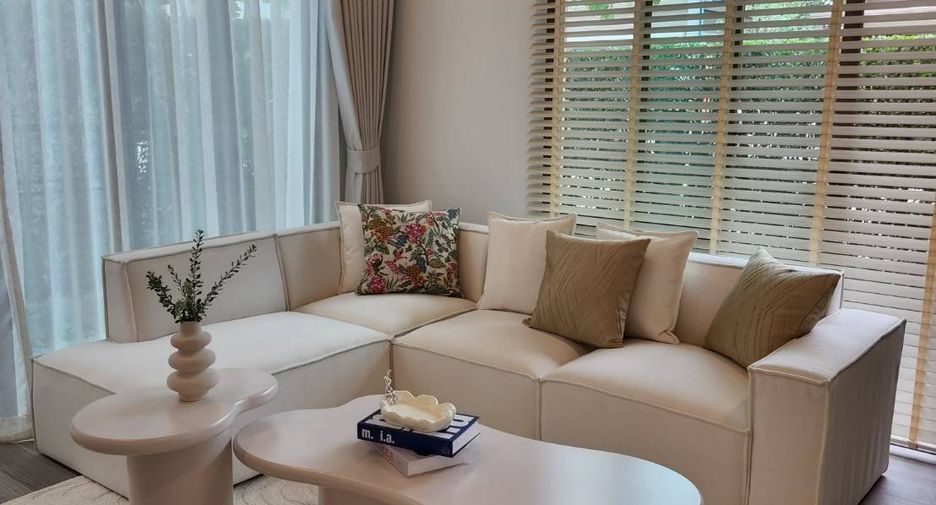 Haus zur Miete mit 4 Zimmer in Bang Kapi, Bangkok