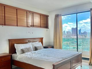À louer 2 chambres condo à Bang Kho Laem, Bangkok