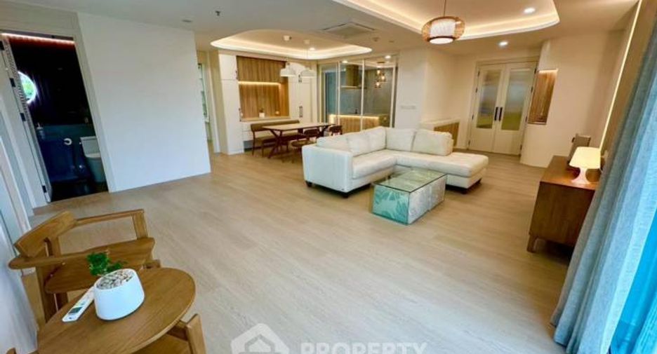 Wohnung zur Miete mit 3 Zimmer in Khlong Toei, Bangkok